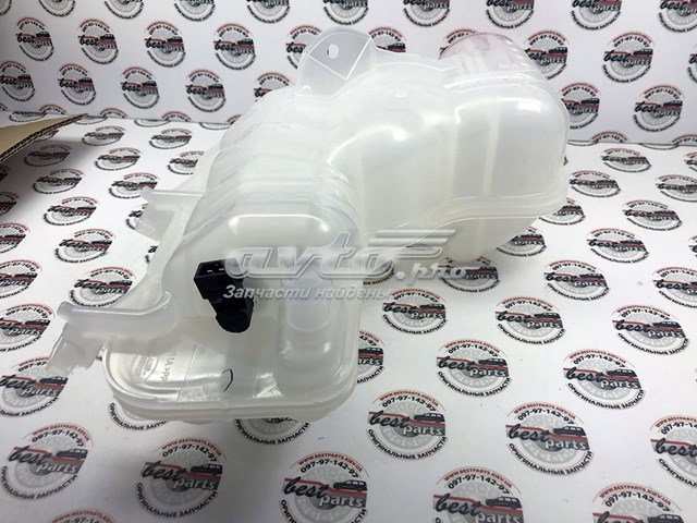  Land Rover LR081667
