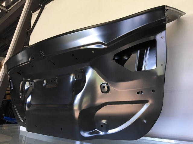 Крышка багажника на Ford Fusion  CD