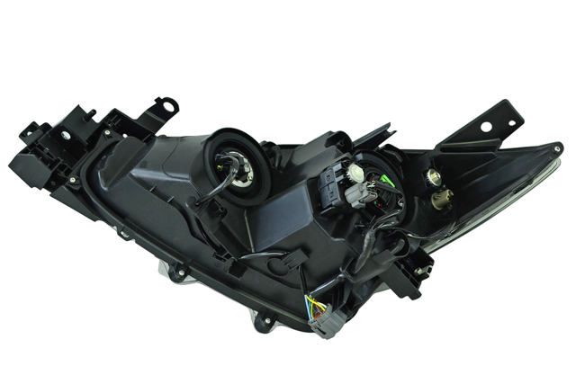 Правая фара BSP4510K0D Mazda
