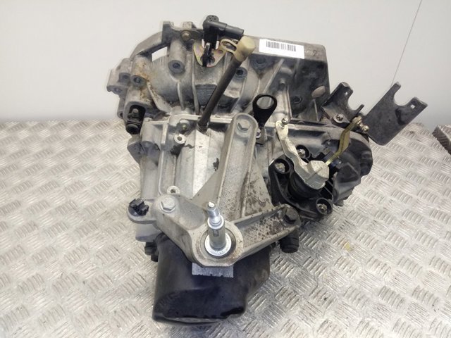 КПП 7702302093 Renault (RVI)