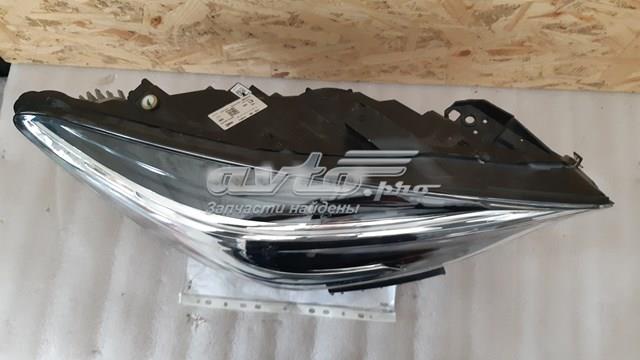260105DC3B Nissan/Infiniti Фара передняя правая