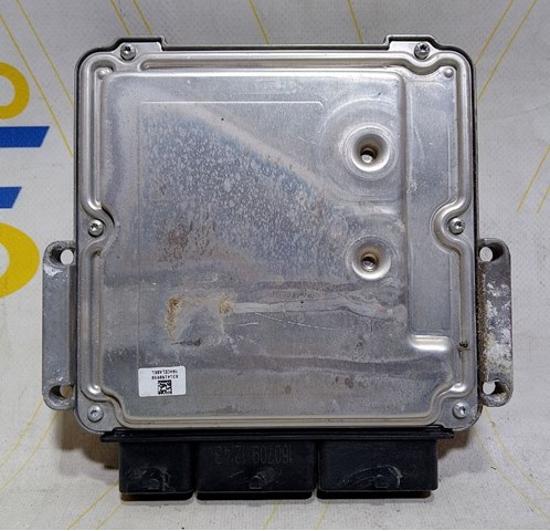 Блок управления двигателем 237100323R Renault (RVI)