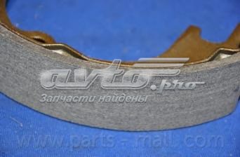 Колодки тормозные задние барабанные PMC PLA004
