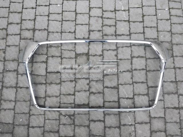 8U0853651ST94 VAG Решетка радиатора