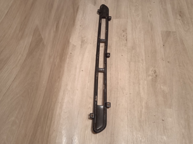 Решетка бампера переднего верхняя FPS FP3812910 цена, от 25.34 USD