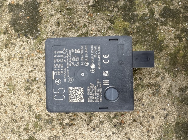 A0009004242 Mercedes 