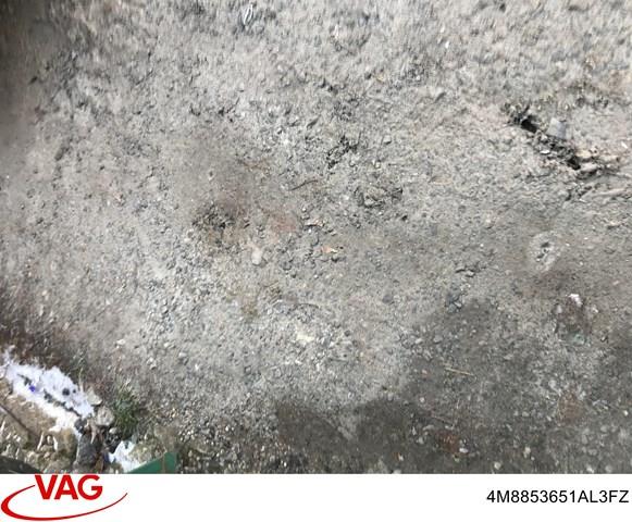 4M8853651AL3FZ VAG Решетка радиатора