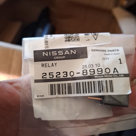 252308990A Nissan/Infiniti Регулятор оборотов вентилятора, блок управления