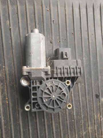  Ford 1S71F23201