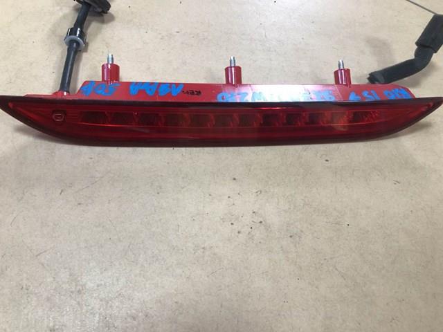 Sinal de parada traseiro adicional para KIA Rio III UB