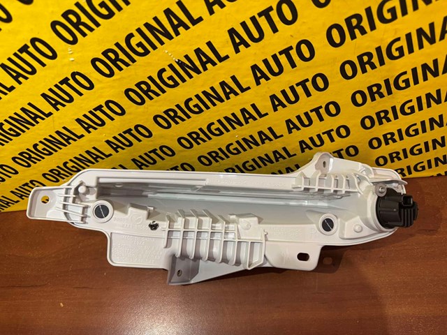 Купить KAAA51060A Mazda Фара дневного света правая