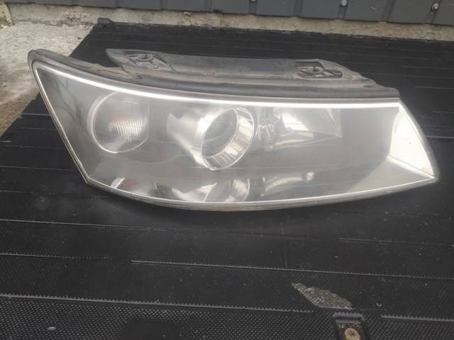 Фара правая Hyundai/Kia 921023KXXX