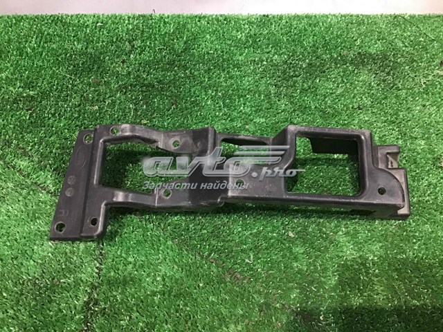 CK5215266AA Land Rover Крепление противотуманки правой