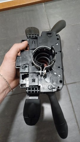 Переключатели подрулевые Peugeot 405 I седан (15B) (1987 - 1992) цена, от 181.20 USD