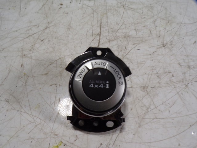 Кнопка включения полного привода Nissan/Infiniti 255354CE0A цена, от 66.32 USD