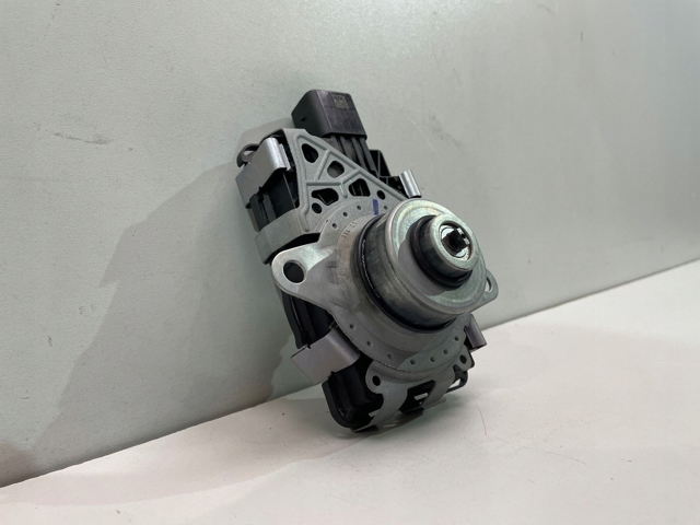 Блок управления раздаткой 9469023 BMW