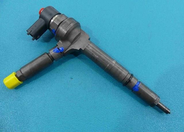 Форсунка инжектора Bosch 0445110082 цена, от 30.76 USD