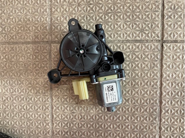 LJ6Z5827008C Ford  Механизм стеклоподъемника правой задней двери