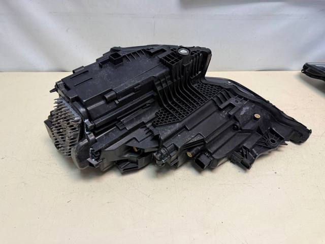Купить 4M8941040 VAG 
