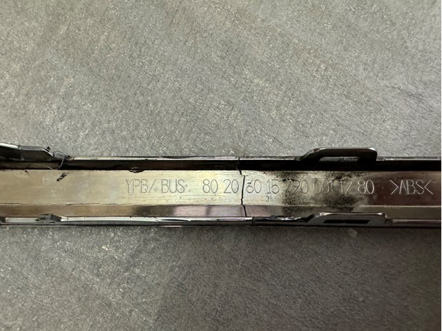 Молдинг бампера заднего VAG 5618538352ZZ