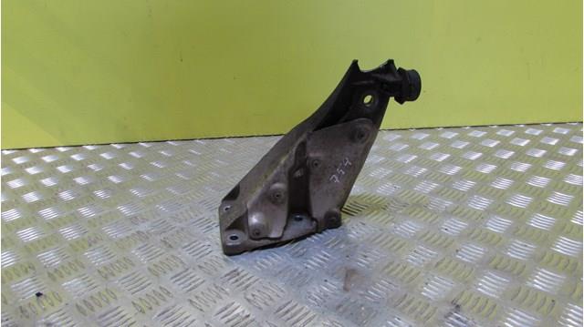  BMW 6772680