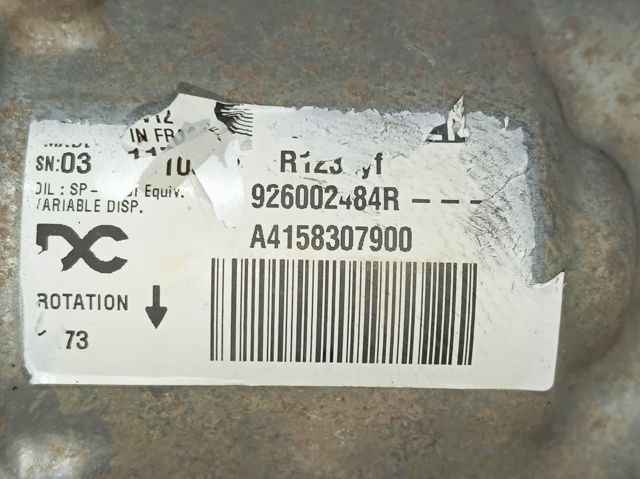 Компрессор кондиционера 926002484R Renault (RVI)