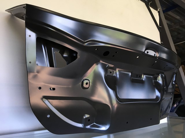  Крышка багажника Ford Fusion 