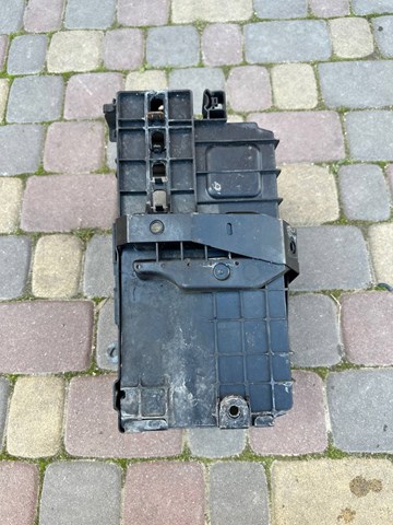 13354420 Opel Подставка аккумулятора