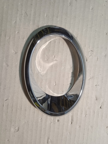 Ободок (окантовка) фары противотуманной правой Polcar 32C1301 цена, от 6.28 USD