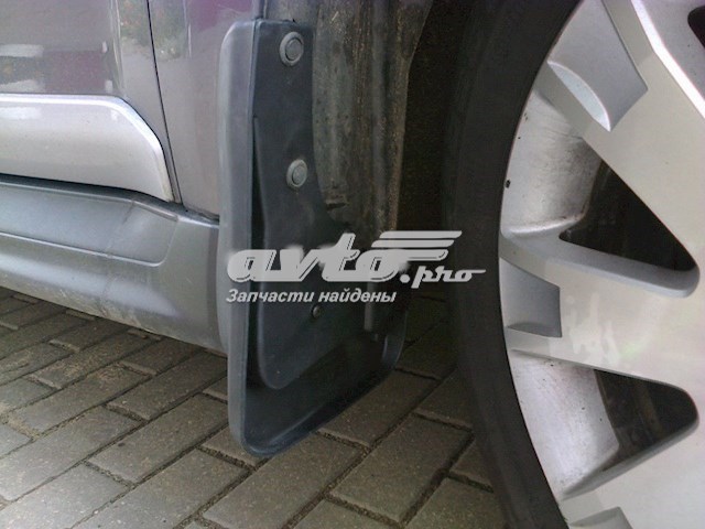 Комплект брызговиков на Mitsubishi Outlander II XL CWW