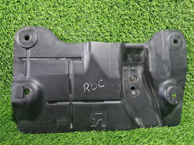 Купить 748145HA0A Renault (RVI) Защита днища передняя правая
