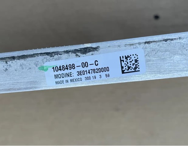 Радиатор охлаждения двигателя Tesla 104849800C цена, от 66.38 USD