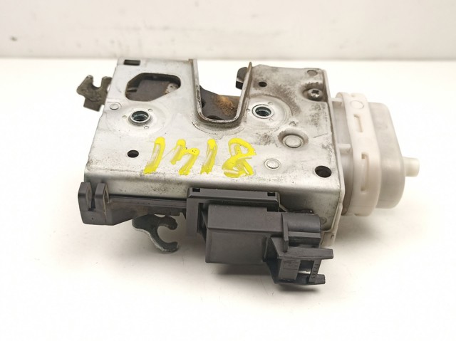 Купить 8L1837016C VAG Замок передней правой двери