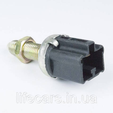 Датчик стоп сигнала 1067000112 Geely
