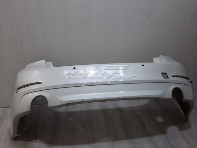 Задний бампер 51127475593 BMW