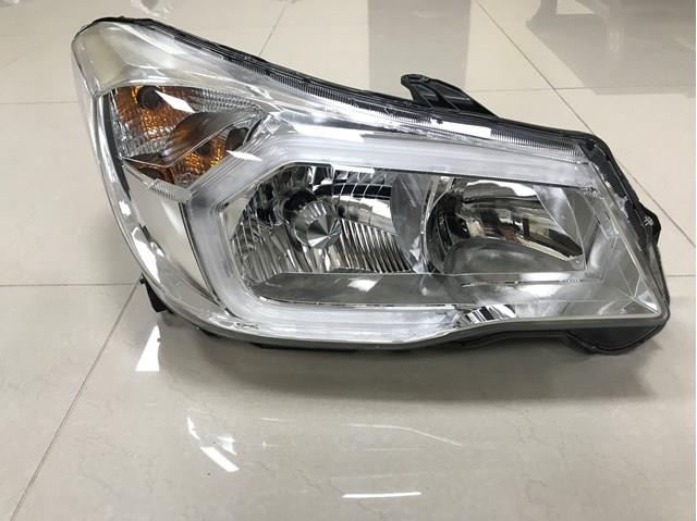 Фара правая Subaru 84001SG021