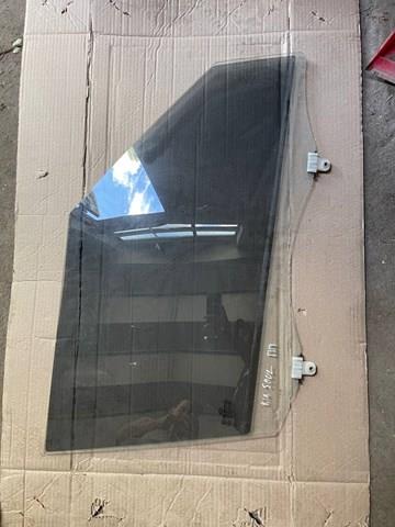 Стекло двери передней правой 824212K000 Hyundai/Kia