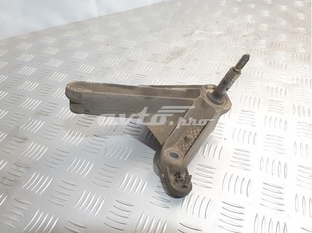 Кронштейн подушки коробки передач Nissan/Infiniti 8200043084 цена, от 6.33 USD