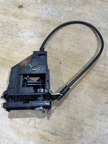  Porsche 7L5857147