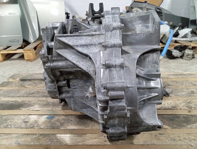Купить AV4R7000BC Ford 