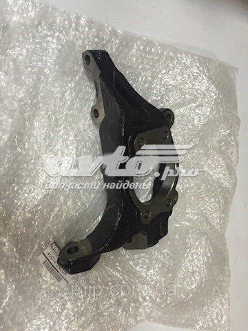 Кулак поворотный передний правый Nissan/Infiniti 40014JN00A