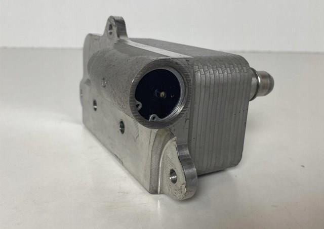 Купить LR049900 Land Rover Радиатор охлаждения АКПП