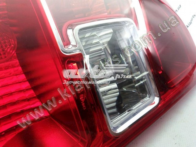 Задняя левая фара Hyundai/Kia 924011F510 цена, от 67.63 USD