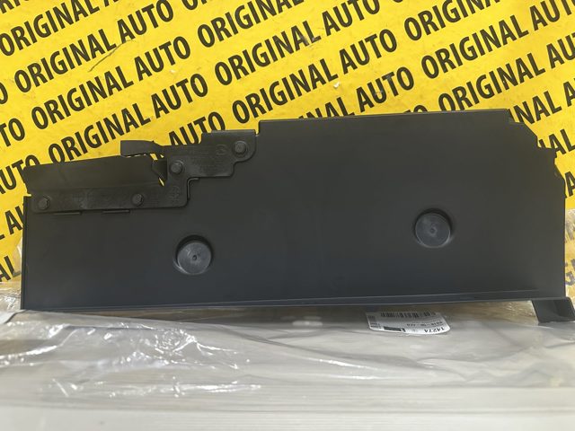 K61650AE0 Mazda Воздуховод (дефлектор) радиатора правый