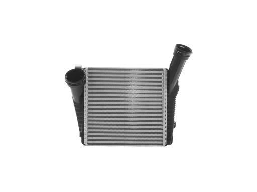 Радиатор интеркуллера VAG 7P0145804C