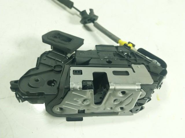 Compre 5TB837015E VAG Fecho da porta dianteira esquerda