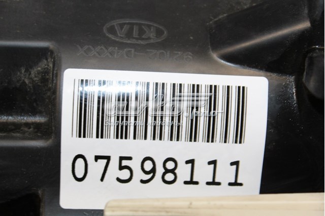 Правая фара 92102D4070 Hyundai/Kia