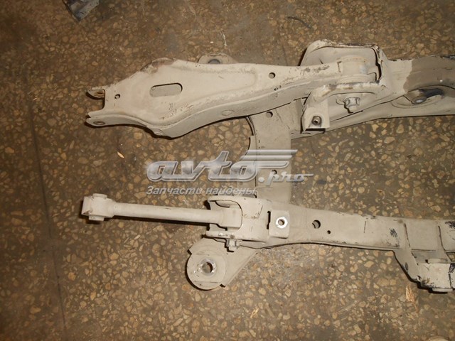 Подрамник задний 554052P450 Hyundai/Kia