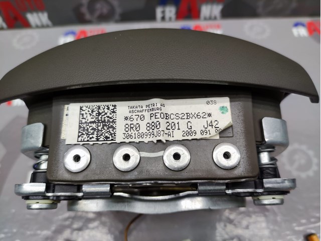 8R0880201G VAG Подушка безопасности водителя