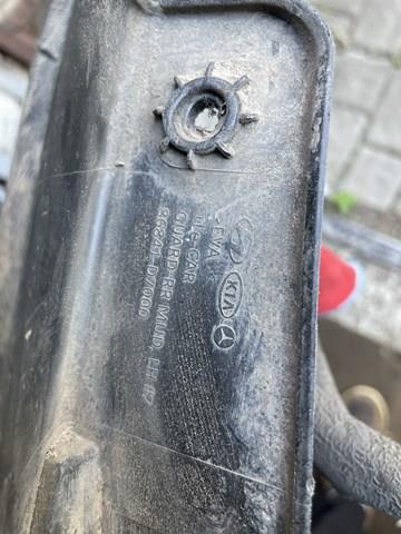 86841D7000 Hyundai/Kia Брызговик задний левый